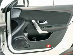 2022 Mercedes-Benz CLA 200, белый — фото 15