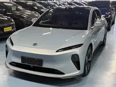 2024 Nio ET5T 100kWh Touring EV, синий — фото 1