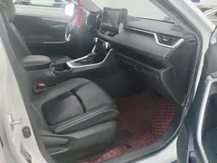 2021 Toyota RAV4 2.0L CVT 4WD Fashion, белый — фото 8