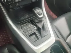 2021 Toyota RAV4 2.0L CVT 4WD Fashion, белый — фото 16