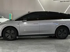2025 Li Auto i6 2WD Standard — фото 4