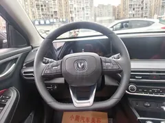 2021 Changan Eado PLUS Blue Whale NE 1.4T GDI DCT Premium — фото 6