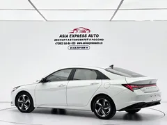 2022 Hyundai Elantra 1.5L CVT LUX Premium, белый — фото 4