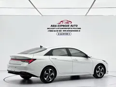 2022 Hyundai Elantra 1.5L CVT LUX Premium, белый — фото 6