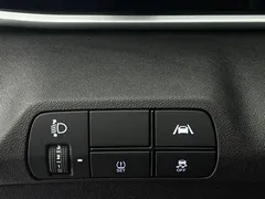 2022 Hyundai Elantra 1.5L CVT LUX Premium, белый — фото 18