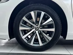 2020 Lexus ES 200 Excellence, белый — фото 18