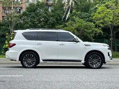 2023 Nissan Patrol 5.6L Flagship, белый — фото 4