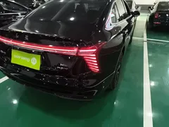 2025 Hongqi H5 PHEV 130, чёрный — фото 8