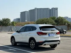 2021 BMW X1, белый — фото 17