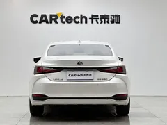 2022 Lexus ES 200 Excellence, белый — фото 4