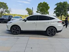 2023 Toyota Venza 2.0L CVT 2WD Premium, белый — фото 3