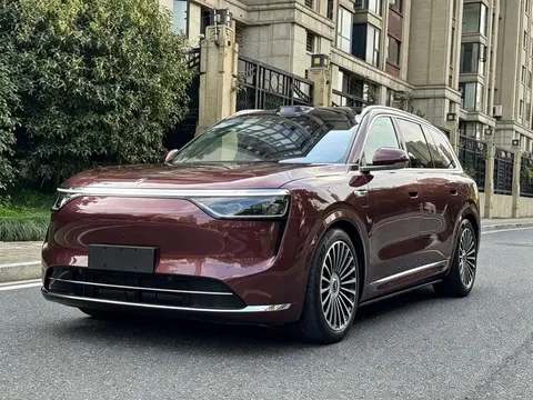 2025 Aito M8 EREV Ultra 53.4kWh 5-seat 192-line LiDAR