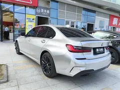 2022 BMW 3 Series 325i M Sport Night Package, белый — фото 9