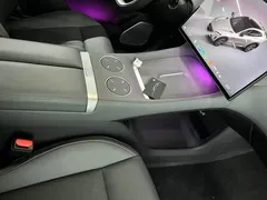 2026 Xiaomi YU7 RWD Standard, белый — фото 14