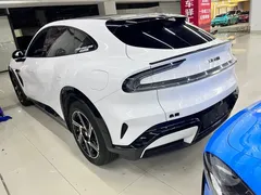 2026 Xiaomi YU7 RWD Standard, белый — фото 17