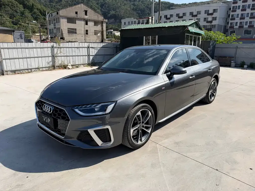 2022 Audi A4L 40 TFSI Fashion Dynamic
