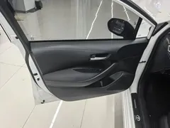 2021 Toyota Corolla 1.2T S-CVT Elite Plus, белый — фото 7
