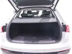 2021 Audi Q3 35 TFSI Fashion, белый — фото 18