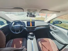 2023 Hongqi E-QM5 EV Basic, чёрный — фото 7