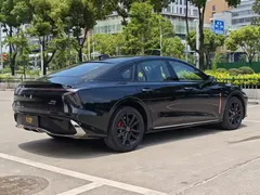 2025 Hongqi H6 2.0T 2 Millionth Vehicle Edition, чёрный — фото 13