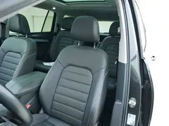 2022 Volkswagen Talagon 380TSI 4WD Luxury Pro 6-seat, чёрный — фото 13
