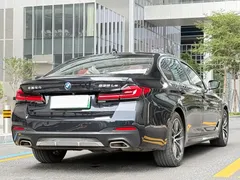 2022 BMW 5 Series 535Le PHEV M Sport Package, чёрный — фото 21