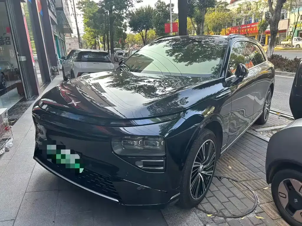 2024 Xpeng G9 570 Max