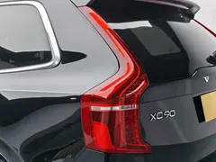 2022 Volvo XC90 B5 Luxury 5-seat, чёрный — фото 11