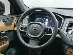 2022 Volvo XC90 B5 Luxury 5-seat, чёрный — фото 17