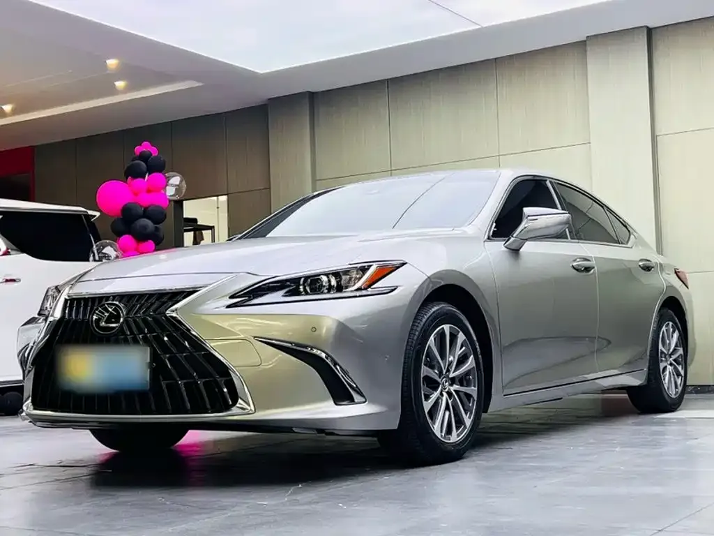 2023 Lexus ES 200 Excellence