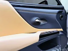 2023 Lexus ES 200 Excellence — фото 2
