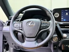 2023 Lexus ES 200 Excellence — фото 4