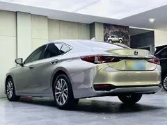 2023 Lexus ES 200 Excellence — фото 7