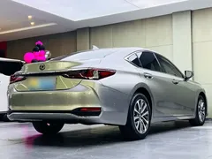 2023 Lexus ES 200 Excellence — фото 8