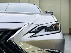 2023 Lexus ES 200 Excellence — фото 9