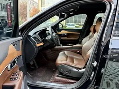 2021 Volvo XC90 B5 Luxury 7-seat, чёрный — фото 7