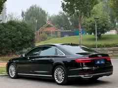 2021 Audi A8L 50 TFSI quattro Comfort, чёрный — фото 4