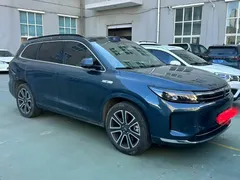 2024 Aito M7 1.5T RWD Smart Driving Ultra 5-seat, чёрный — фото 2
