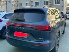 2024 Aito M7 1.5T RWD Smart Driving Ultra 5-seat, чёрный — фото 4