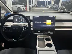 2025 Aion Y Plus 430 Premium, белый — фото 11