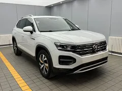 2022 Volkswagen Tayron 280TSI 2WD Luxury, белый — фото 3