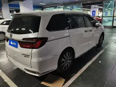 2022 Honda Odyssey 2.0L e:HEV Hybrid, белый — фото 3
