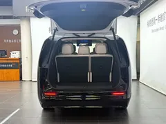2025 Li Auto MEGA Ultra Smart Refresh, белый — фото 4
