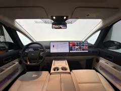 2025 Li Auto MEGA Ultra Smart Refresh, белый — фото 8