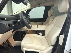 2025 Li Auto MEGA Ultra Smart Refresh, белый — фото 12
