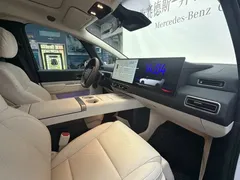 2025 Li Auto MEGA Ultra Smart Refresh, белый — фото 15