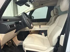 2025 Li Auto MEGA Ultra Smart Refresh, белый — фото 17