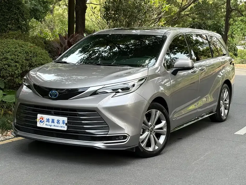 2023 Toyota Sienna 2.5L Hybrid Premium