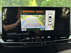 2023 Toyota Sienna 2.5L Hybrid Premium — фото 18