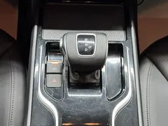 2023 Hongqi E-QM5 Basic Mobility, чёрный — фото 12